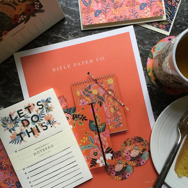 My weekend treat: camomile tea, freshly baked lemon drizzle cake and the latest catalogue from Rifle Paper Co. Bliss!#riflepaperco #luxurystationery #beautiful #art #greetingcards #shopsg